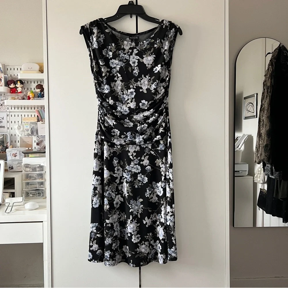 Vintage Floral Ruched Midi Dress Black Blue White Cap Sleeve 90s Cottagecore SM - Picture 7 of 9